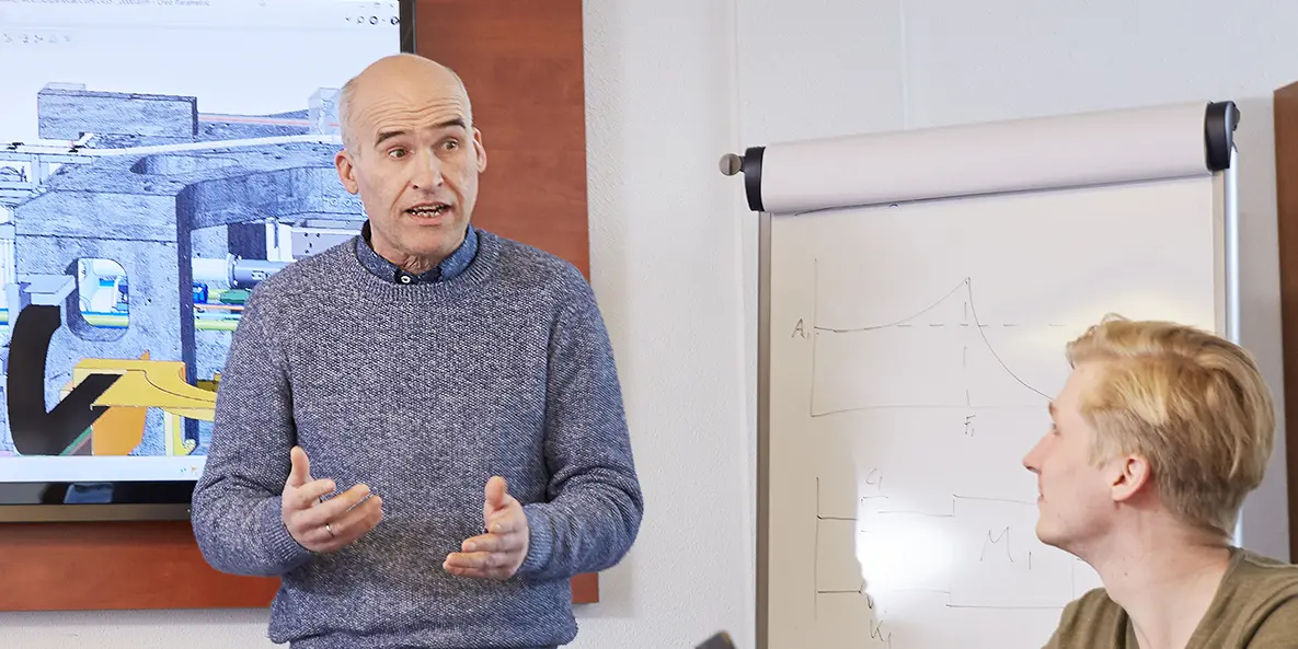 Machine-qualification-specialist-explains